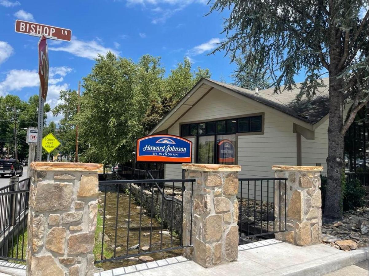 Howard Johnson By Wyndham Downtown Gatlinburg