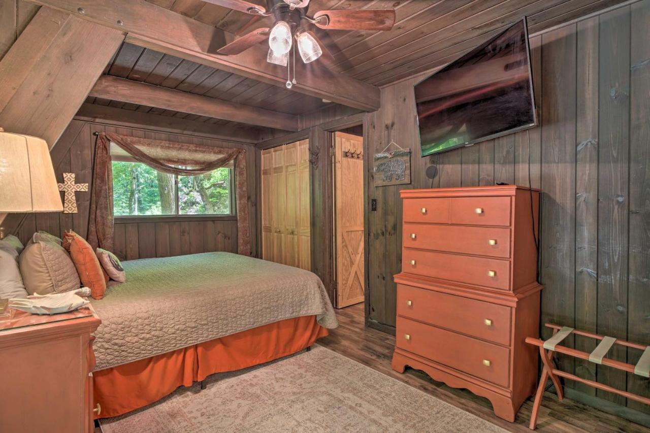 Holiday home Snuggle In The Heart Of Village! Gatlinburg