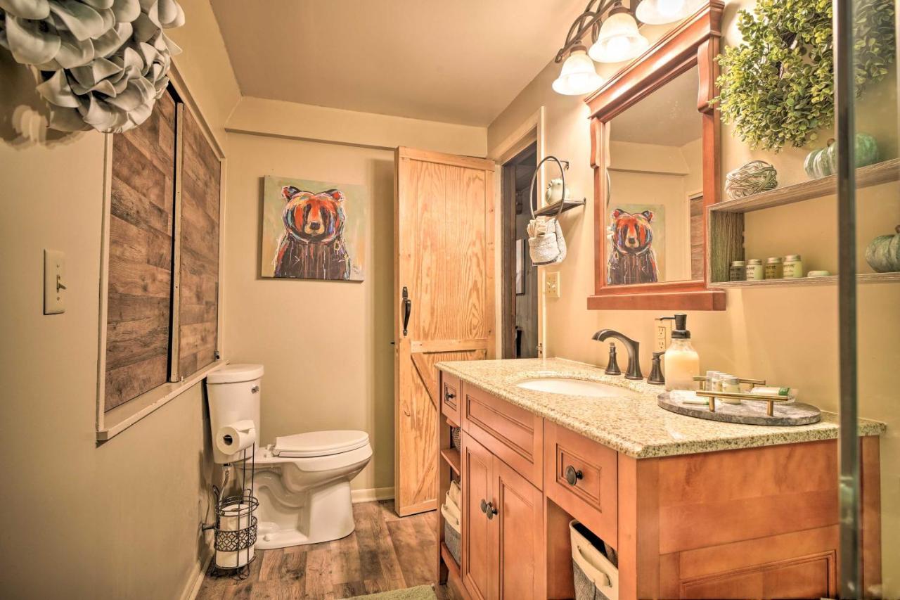 Snuggle In The Heart Of Village! Gatlinburg
