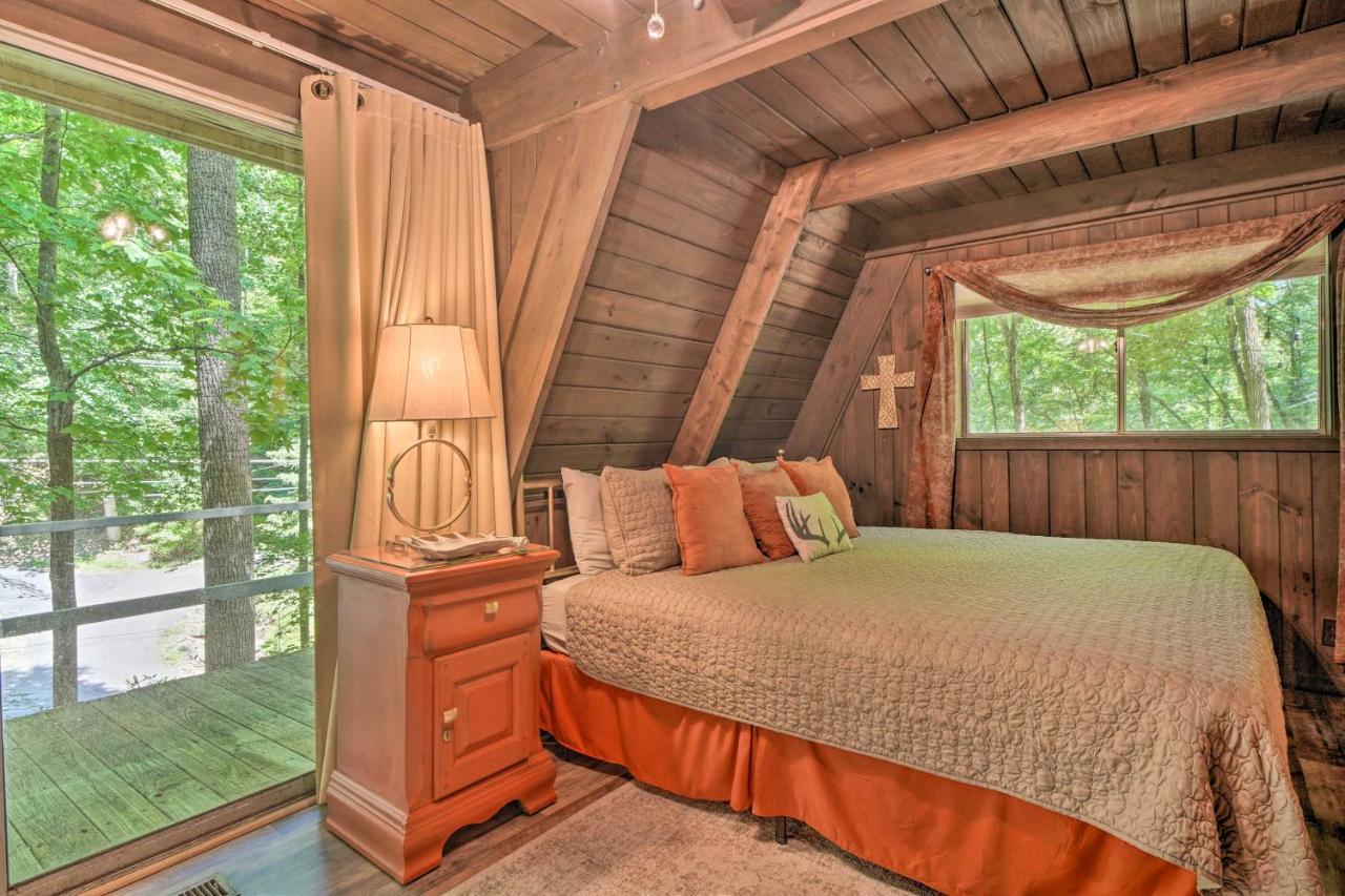 Snuggle In The Heart Of Village! *