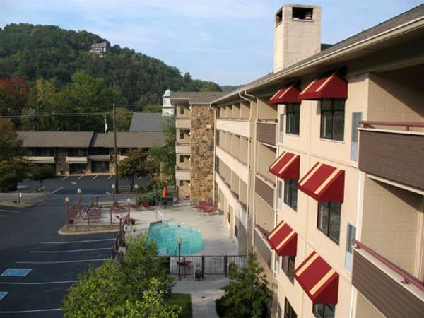 Howard Johnson By Wyndham Downtown Hotel 2*