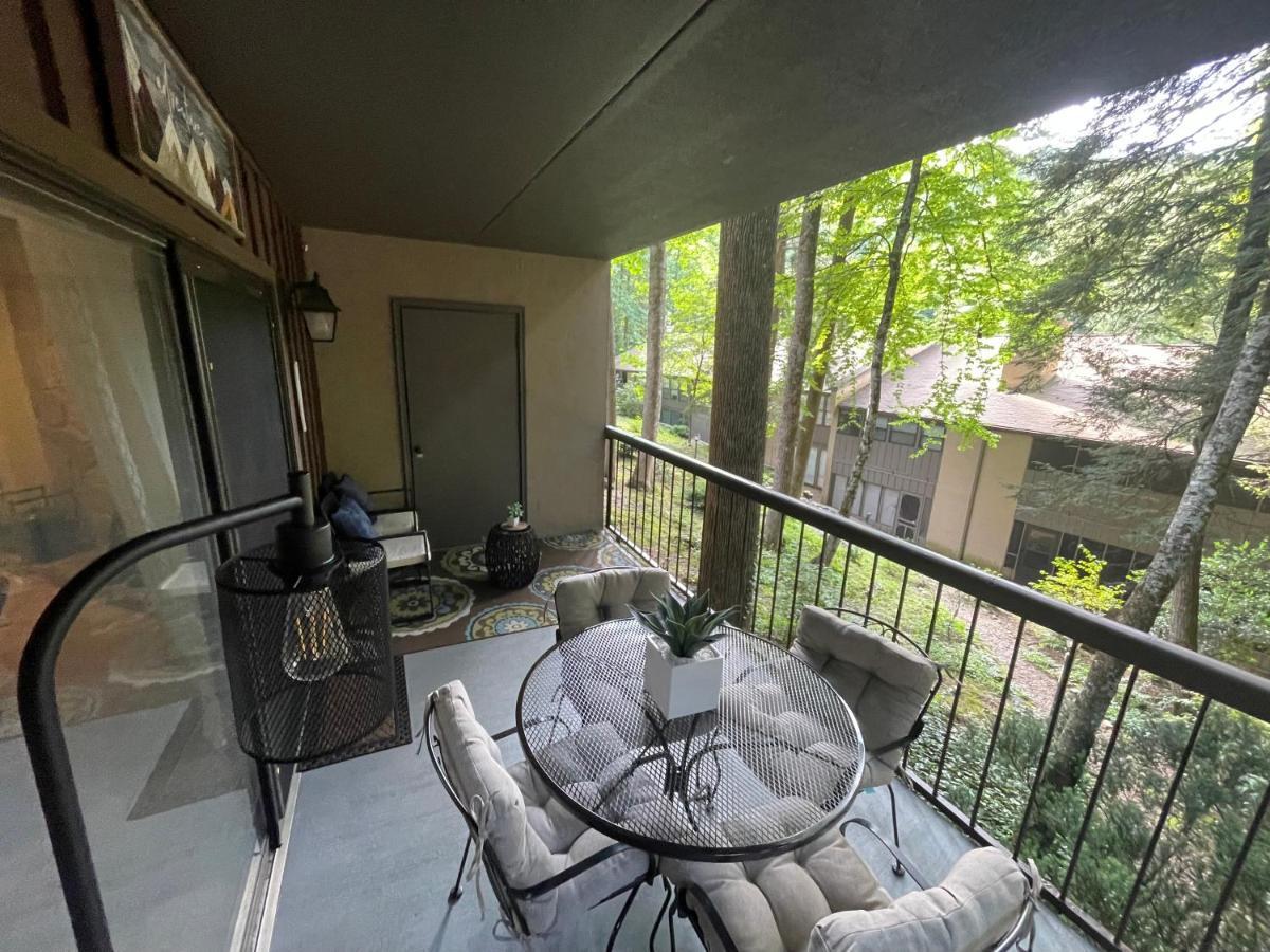 Fully Renovated 3-bedroom Home, Walk To Ober Mountain & Just Minutes From *