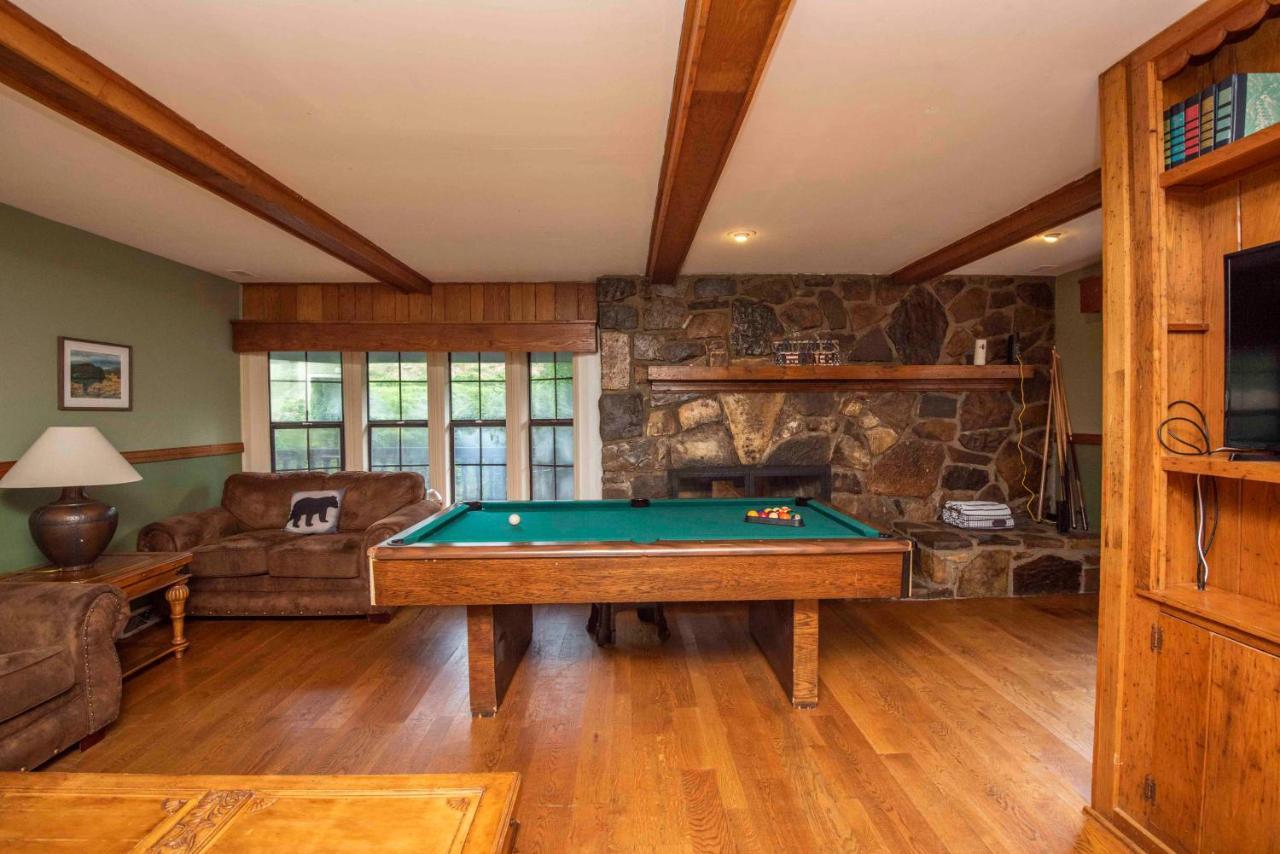 Riverside Retreat Gatlinburg