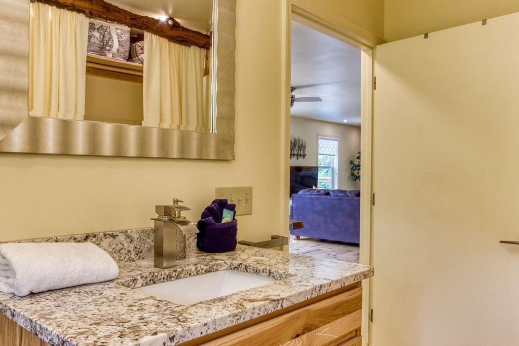 Key Lime Pie, Hot Tub,wifi, 1089 Free Tickets Each Paid Day, Dollywood And * Gatlinburg