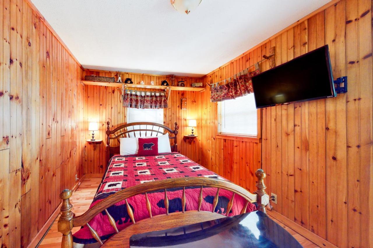 Tweeting Brook Holiday home *