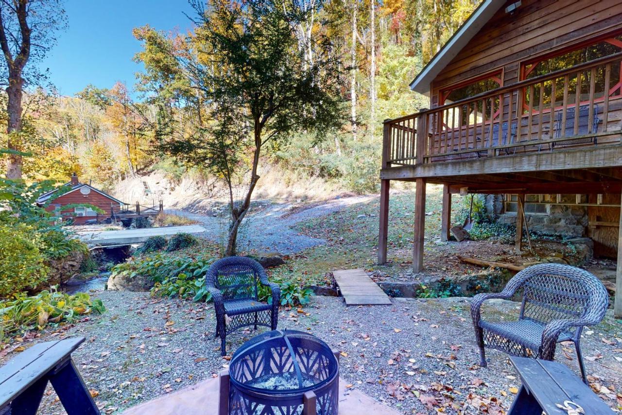 Tweeting Brook * Gatlinburg