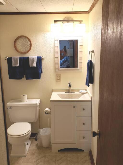 #three Sisters' Fairway Apartment