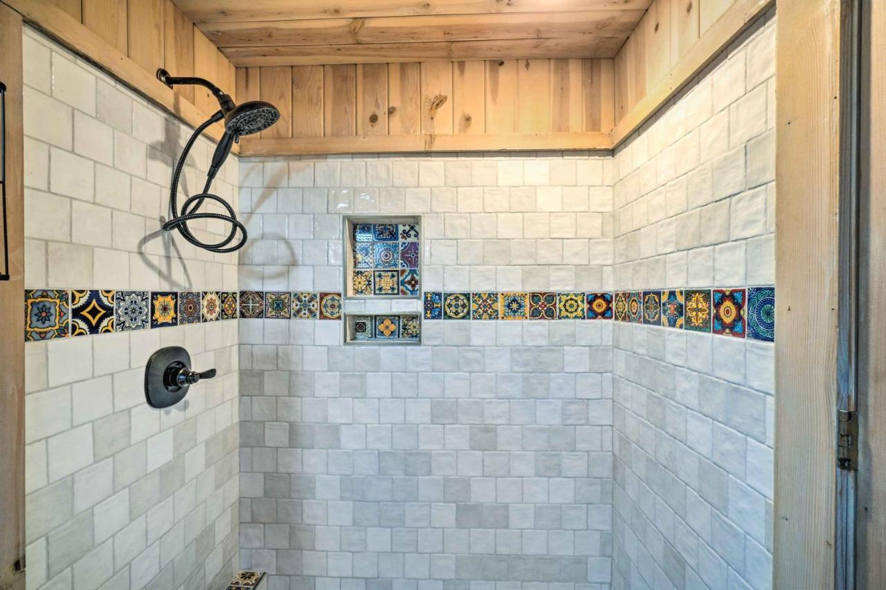 Log With Hot Tub And Mountain Views! * Gatlinburg