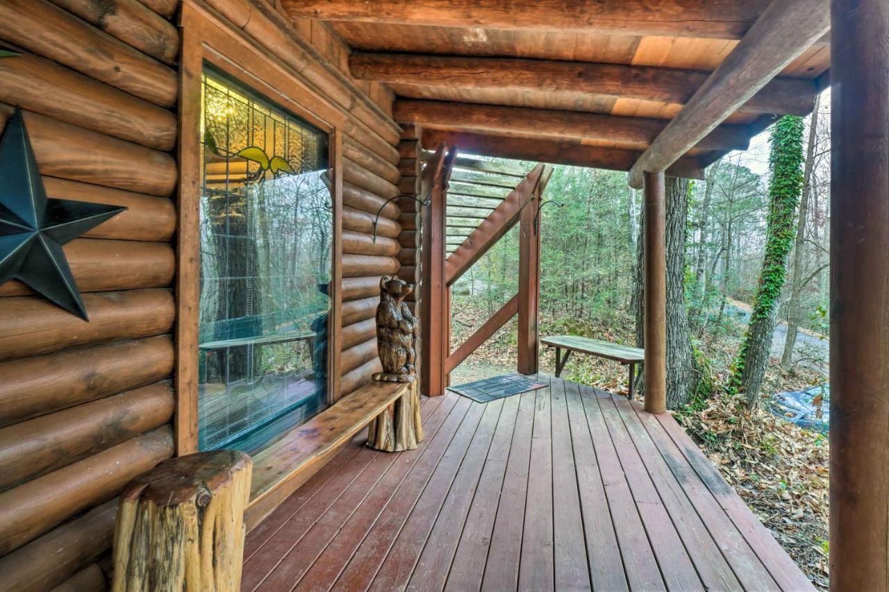Log With Hot Tub And Mountain Views! Holiday home *