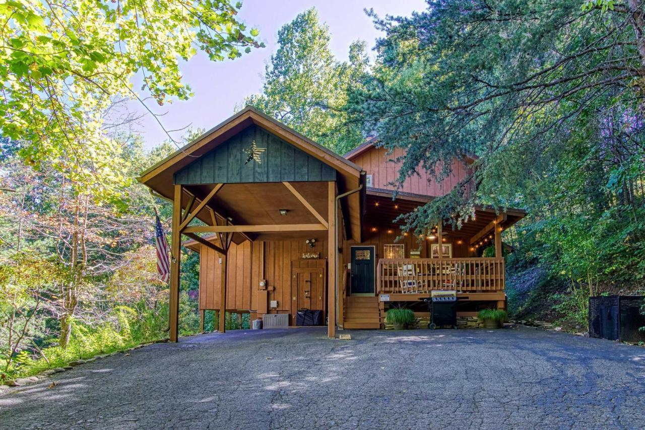 Cozy With Mountain Views Near Skylift Park! Holiday home Gatlinburg