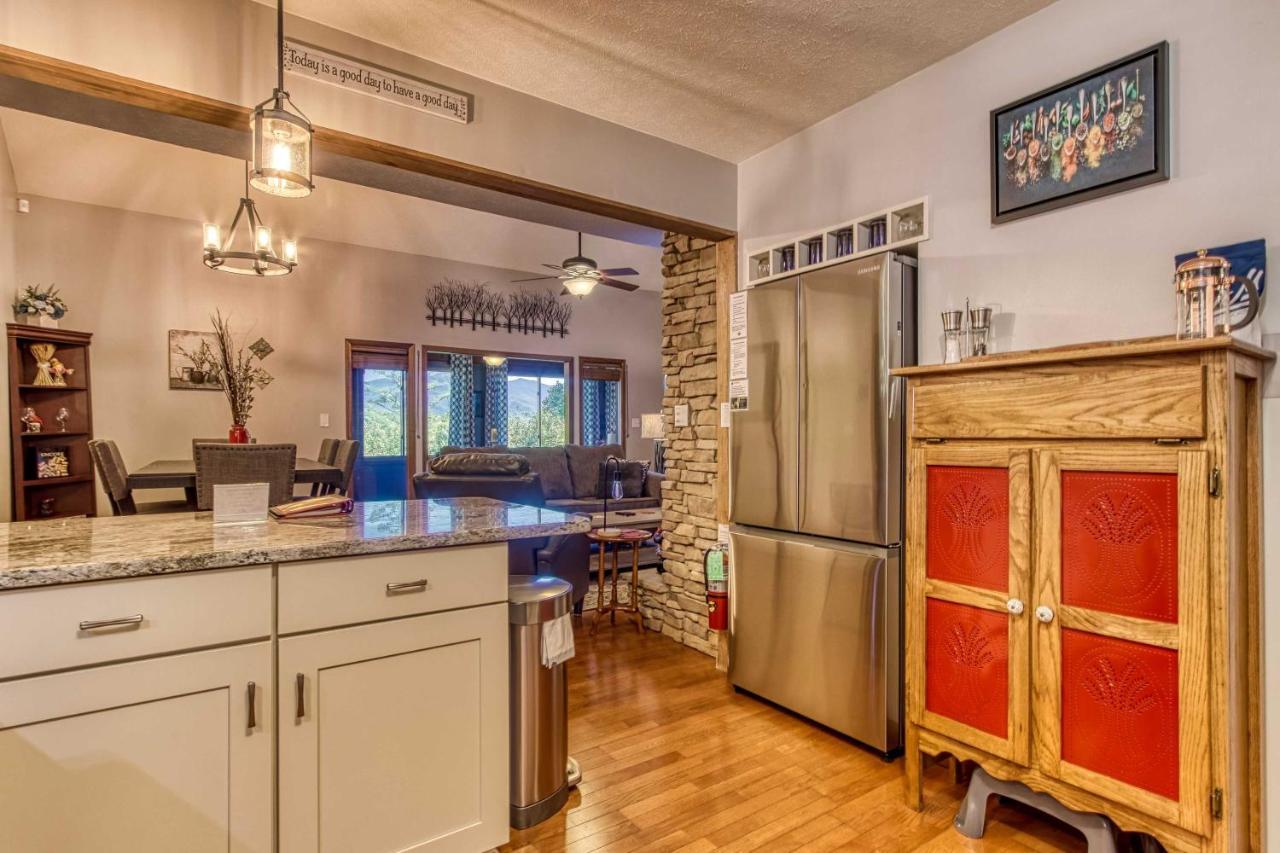 Cozy With Mountain Views Near Skylift Park! * Gatlinburg