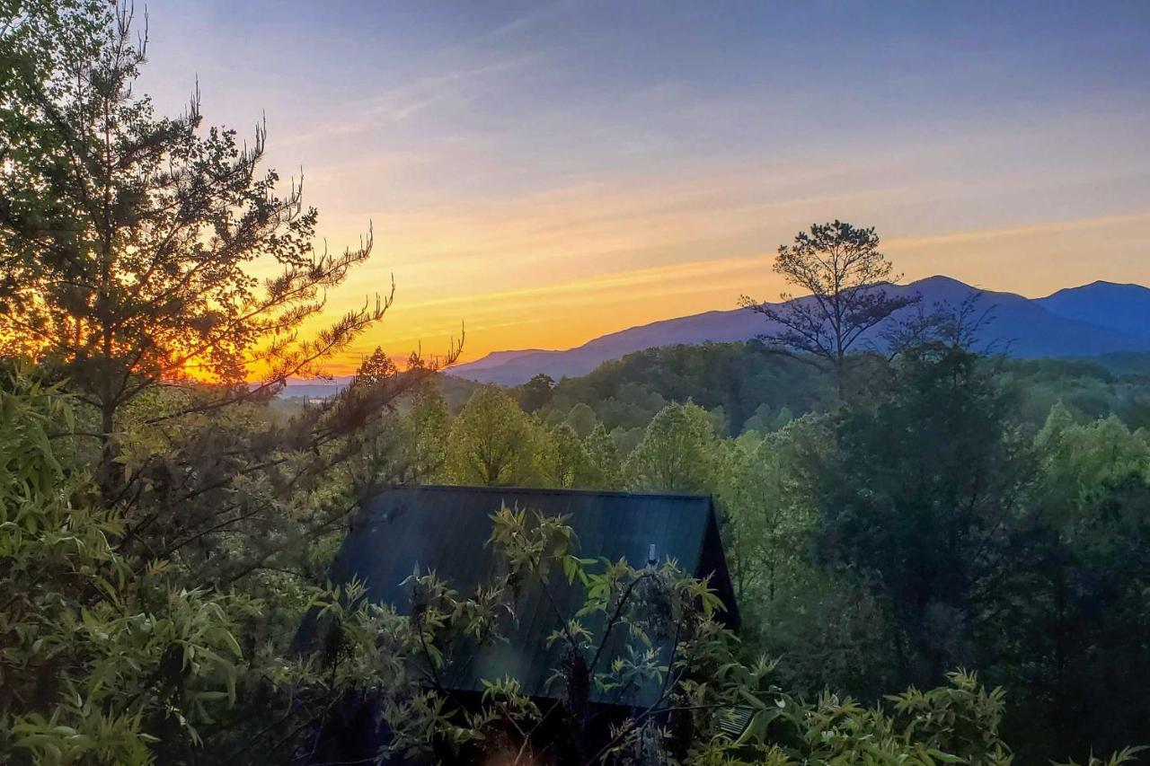 Holiday home Cozy With Mountain Views Near Skylift Park! *