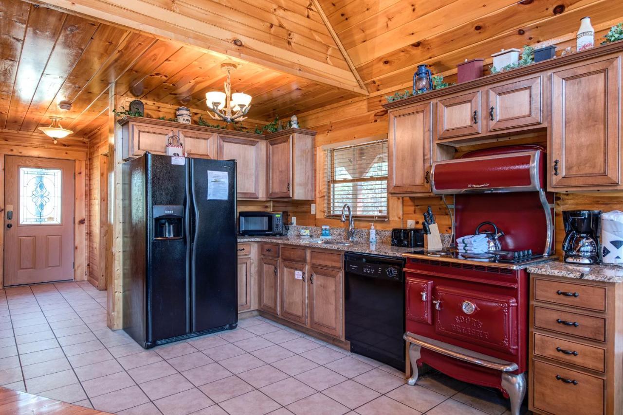 Hemlock Manor Holiday home