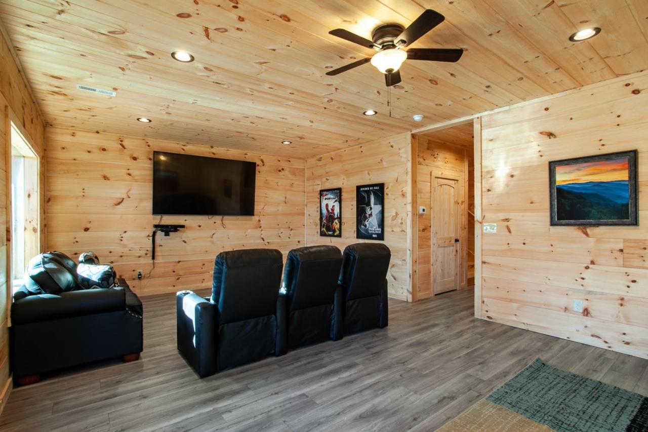 Brand New Build Cozy With Mountain View Holiday home *