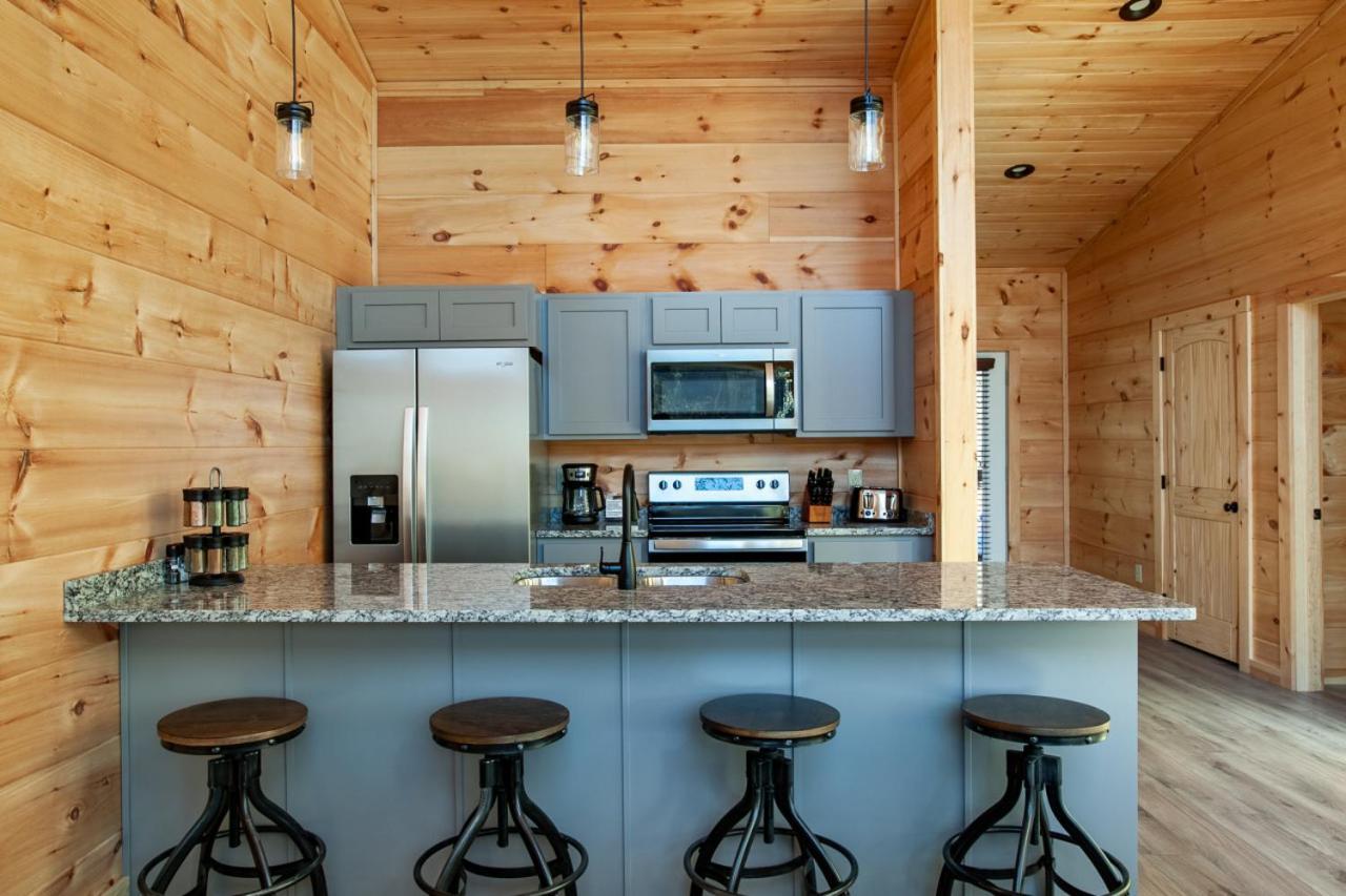 Brand New Build Cozy With Mountain View Holiday home Gatlinburg