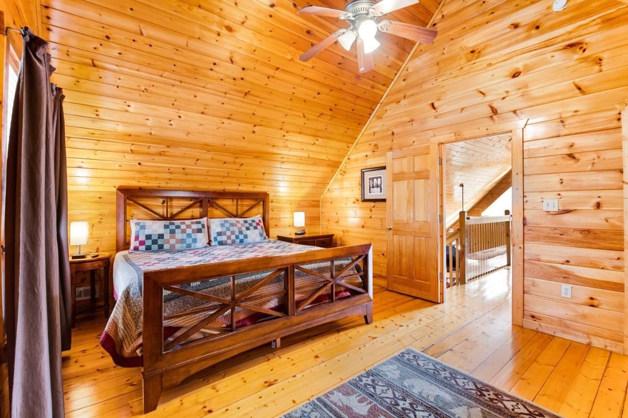 Triple Mountain View Holiday home