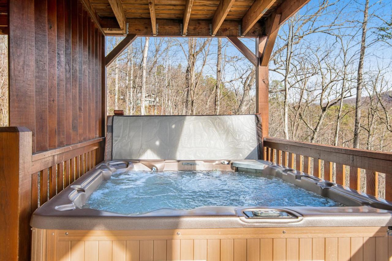 Triple Mountain View Holiday home