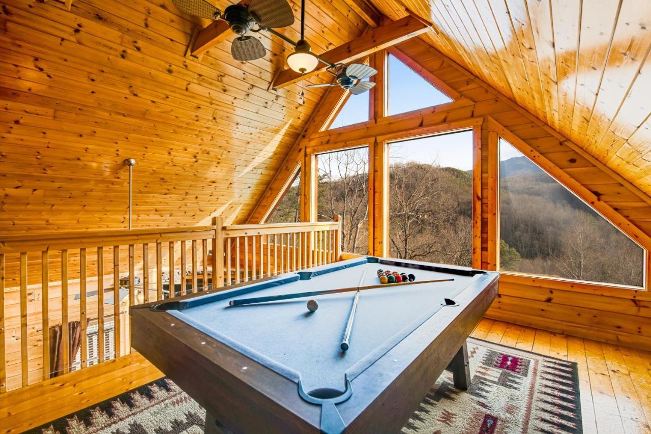 Triple Mountain View Holiday home