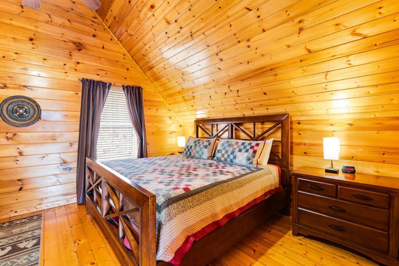 Triple Mountain View Holiday home