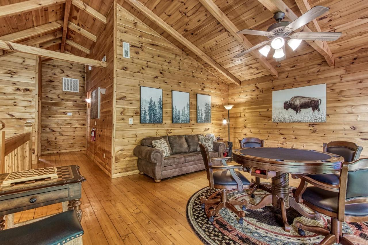 Mountain Jewel, Hot Tub, Theater Room, 1089 Free Tickets Each Paid Day, Dollywood And More! *