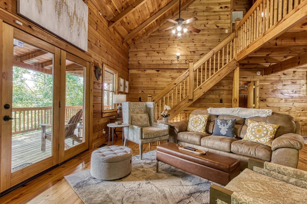 Mountain Jewel, Hot Tub, Theater Room, 1089 Free Tickets Each Paid Day, Dollywood And More! *