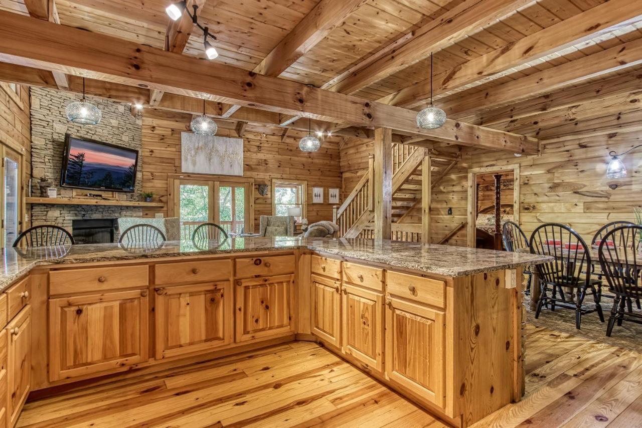 Holiday home Mountain Jewel, Hot Tub, Theater Room, 1089 Free Tickets Each Paid Day, Dollywood And More! *