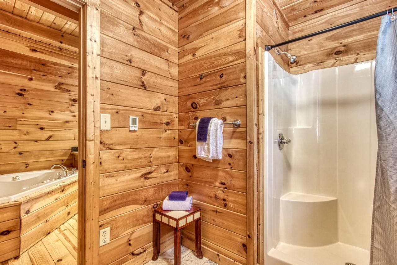 Holiday home Mountain Jewel, Hot Tub, Theater Room, 1089 Free Tickets Each Paid Day, Dollywood And More!
