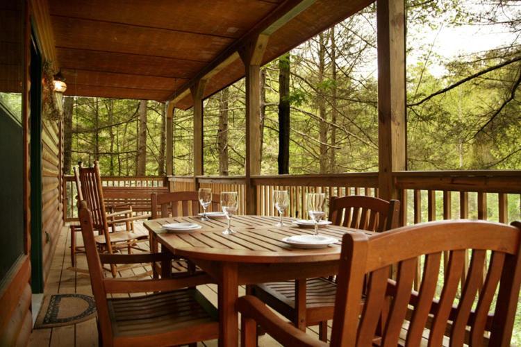 Holiday home Chipmunk Chase, 2 Bedrooms, Sleeps 8, Hot Tub, Pool Table, Fireplace *