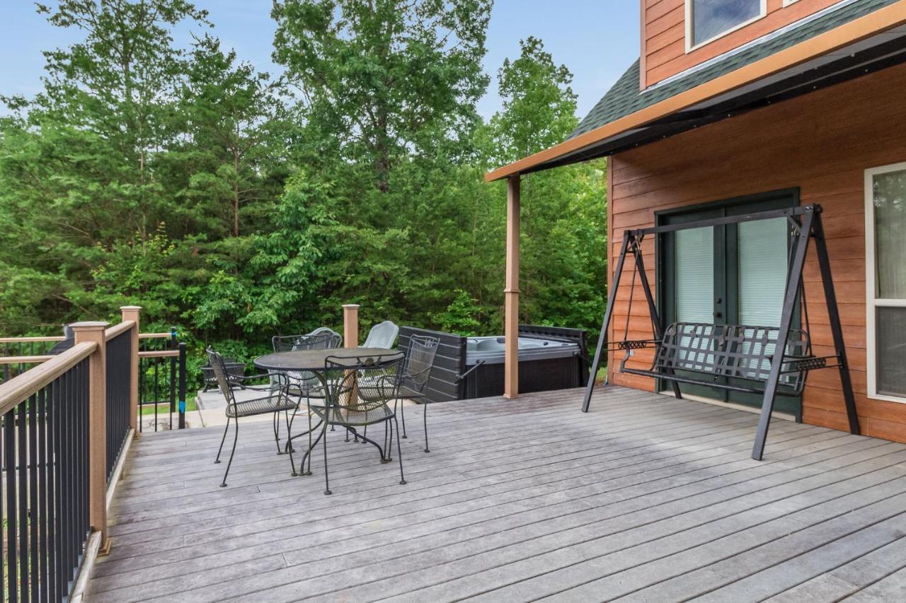 Cajun Spice, 2 Bedrooms, Mountain View, Hot Tub, Wifi, Sleeps 6