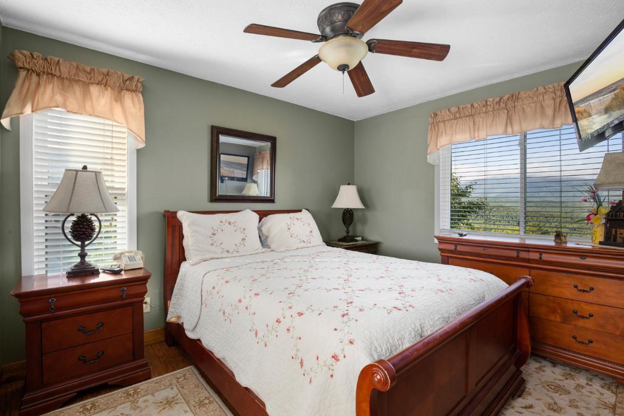 Deer Ridge Mountain E308 Apartment