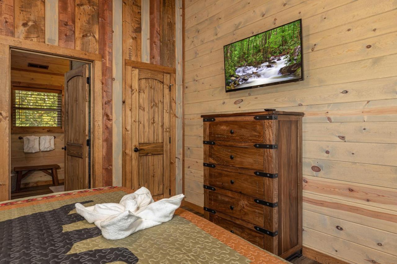 Rustic Dreamscapes Gatlinburg