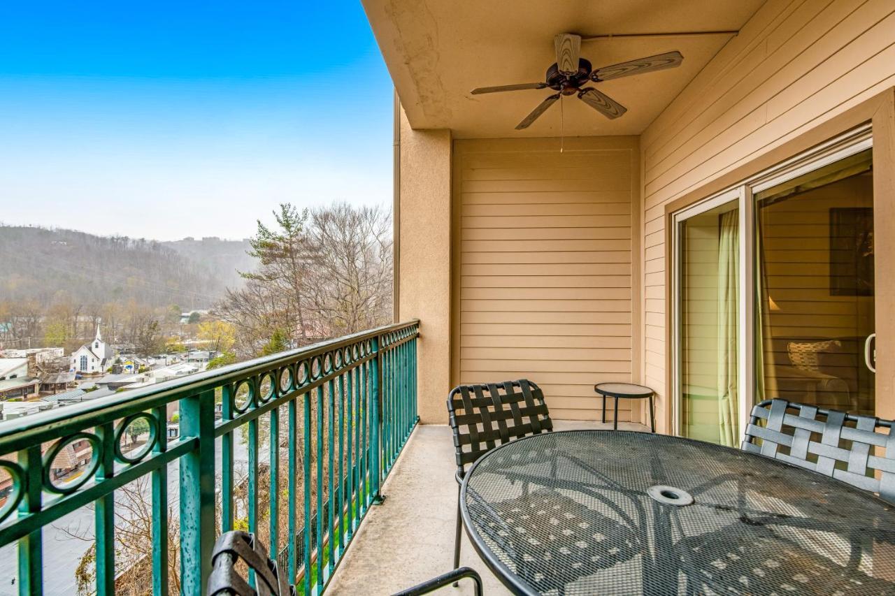 Summit Manor Unit B3052 Gatlinburg
