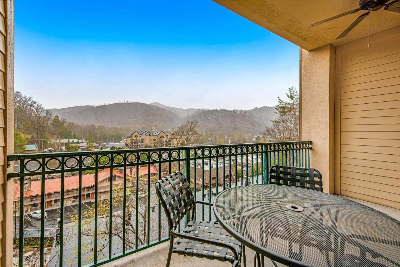 Summit Manor Unit B3052 Gatlinburg
