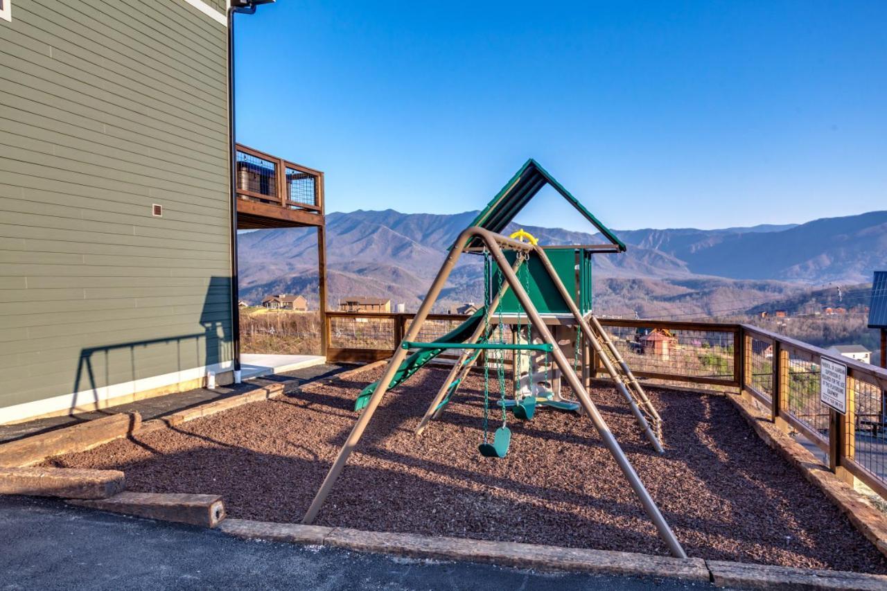 Piney Estate Hot Tub Game Theater Holiday home *