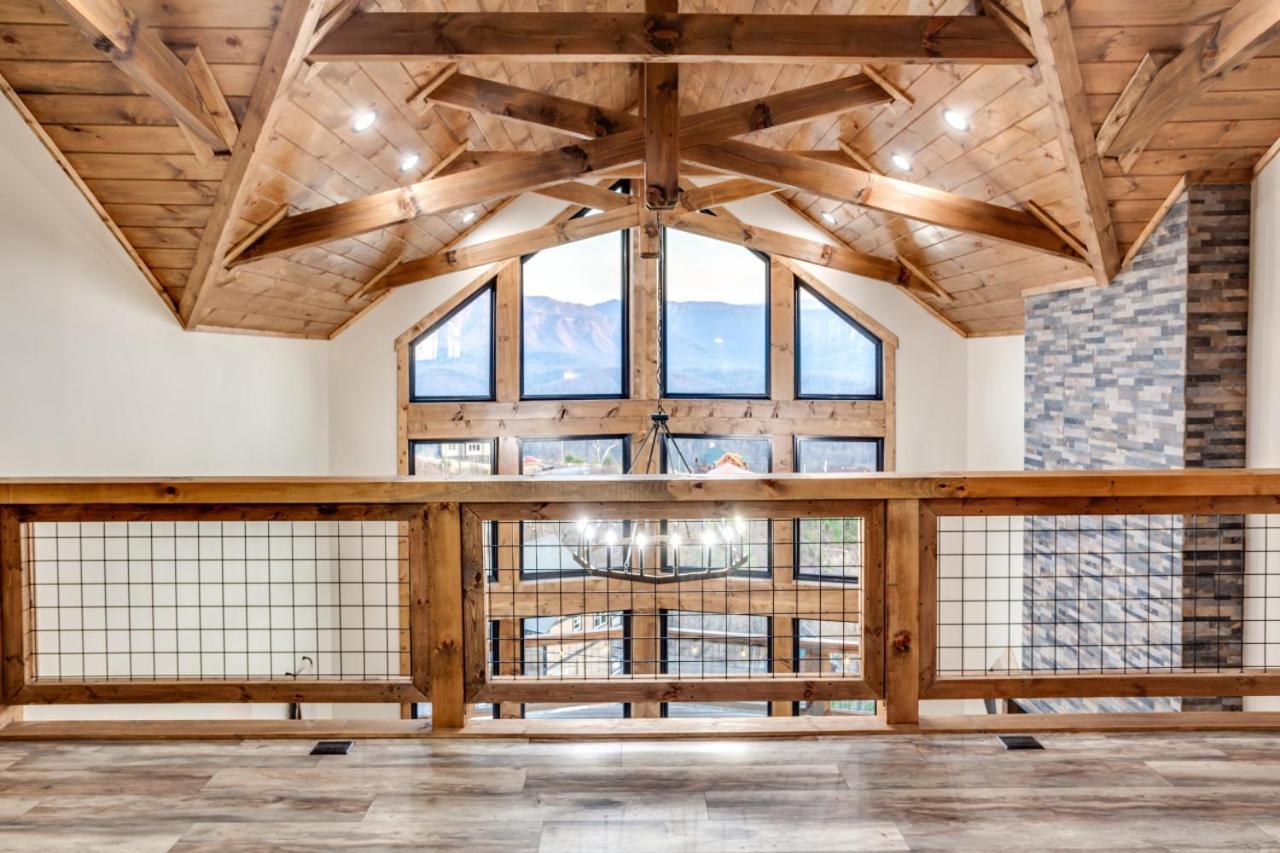 Holiday home Piney Estate Hot Tub Game Theater *