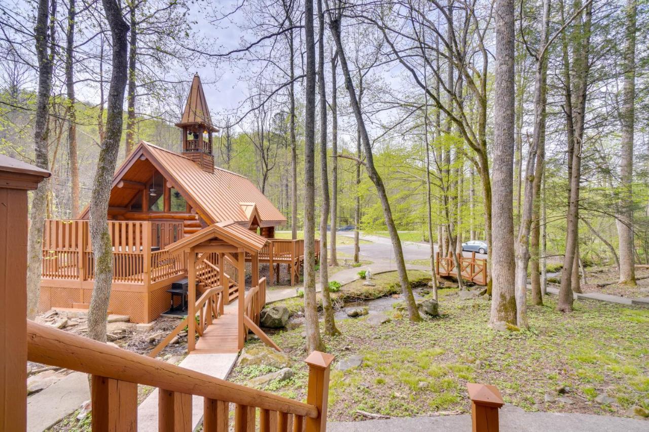 Lovely With Private Hot Tub! *