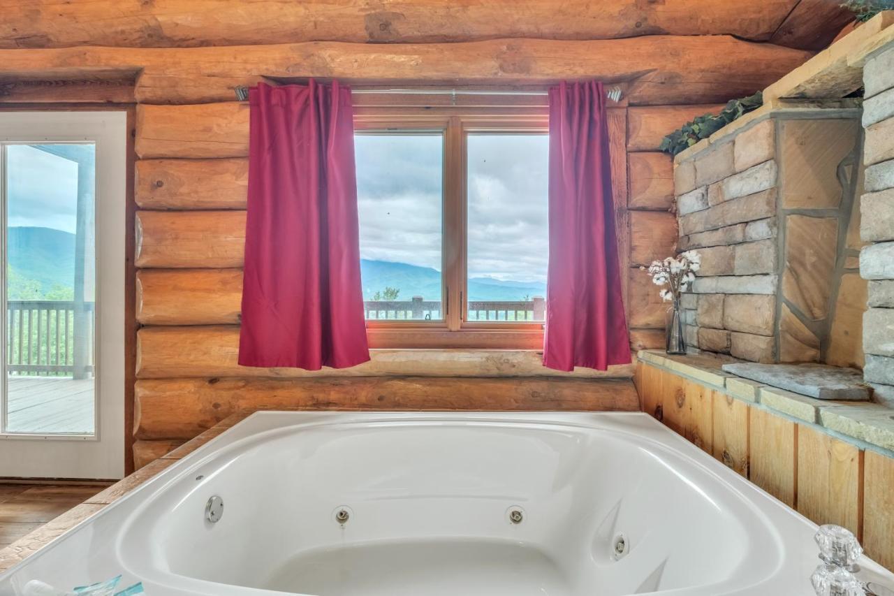 Sky Views - Panoramic Views Holiday home
