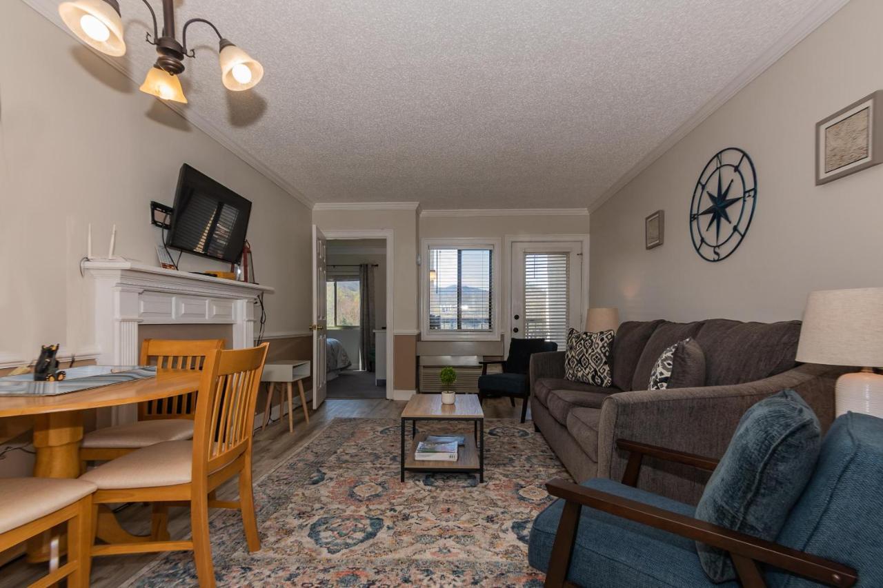Chateau 304 Apartment *