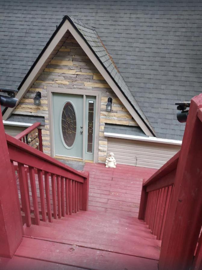**special Rate** Peaceful Cabin With Gameroom Near Downtown Holiday home *