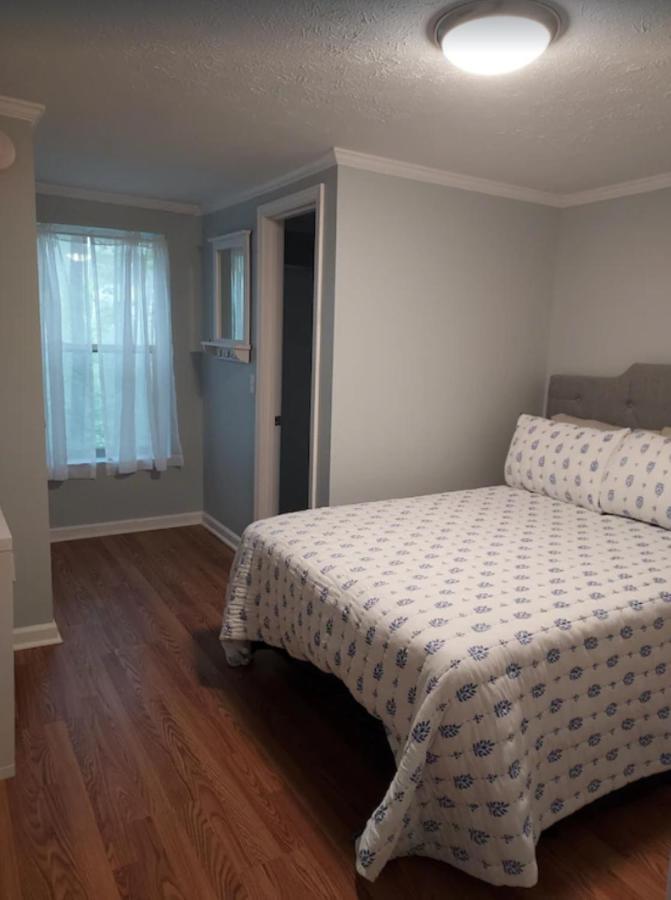 **special Rate** Peaceful Cabin With Gameroom Near Downtown Holiday home *