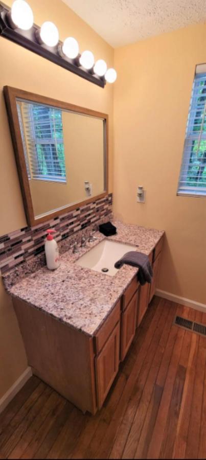 **special Rate** Peaceful Cabin With Gameroom Near Downtown Gatlinburg