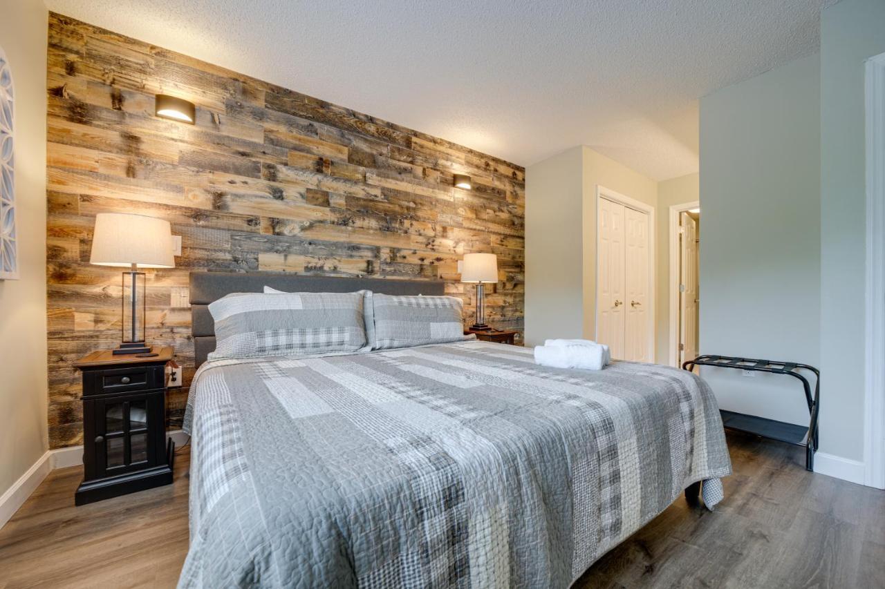 Stylish With Pool Walk Downtown! Apartment