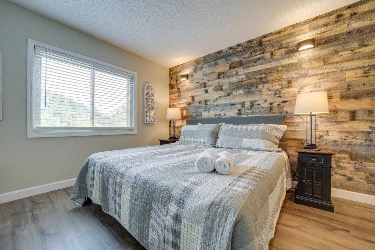 Stylish With Pool Walk Downtown! * Gatlinburg