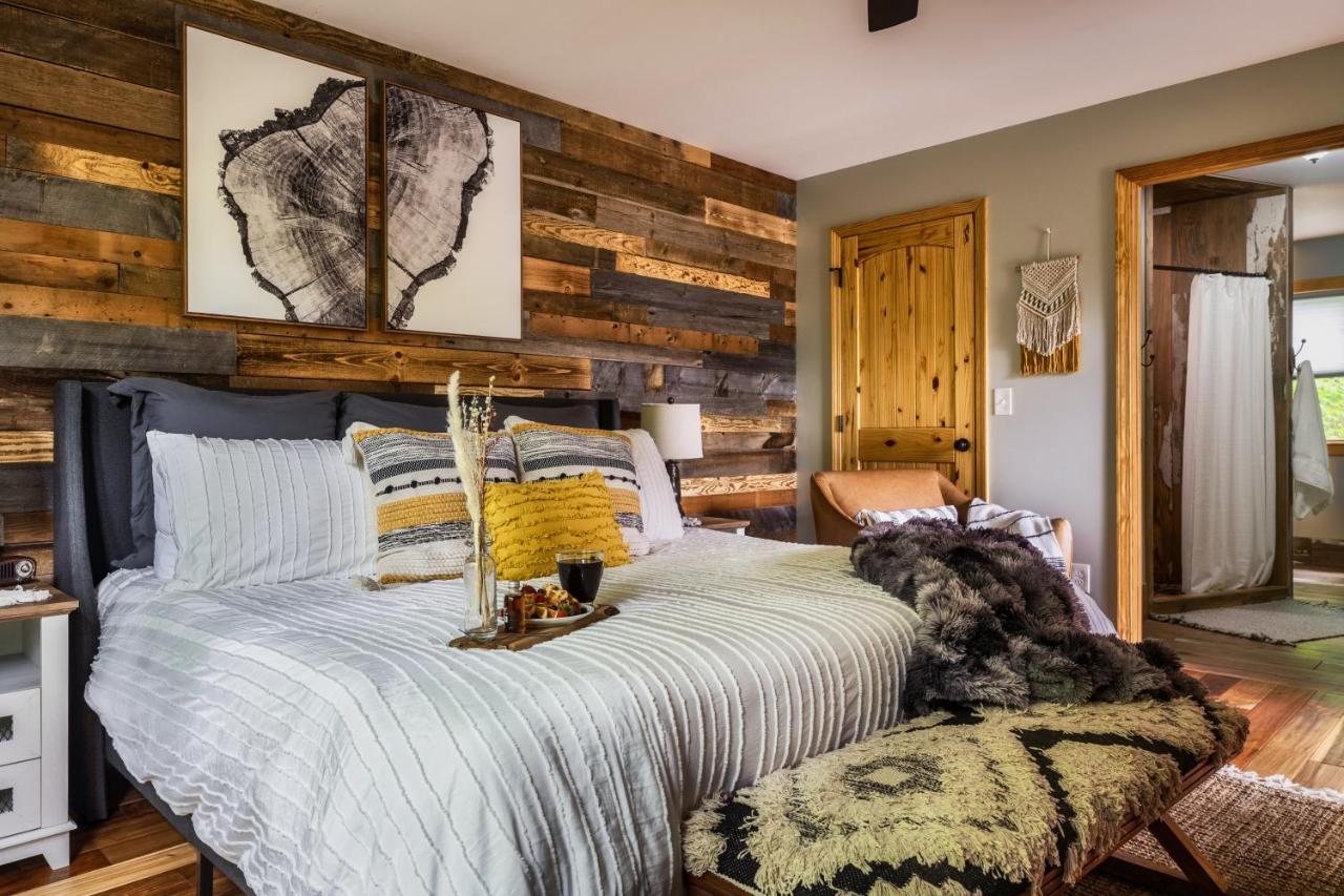 Chalet Mountainside - New Luxury Cabin-fire Table-hot Tub-3 Pools-ps5-bears