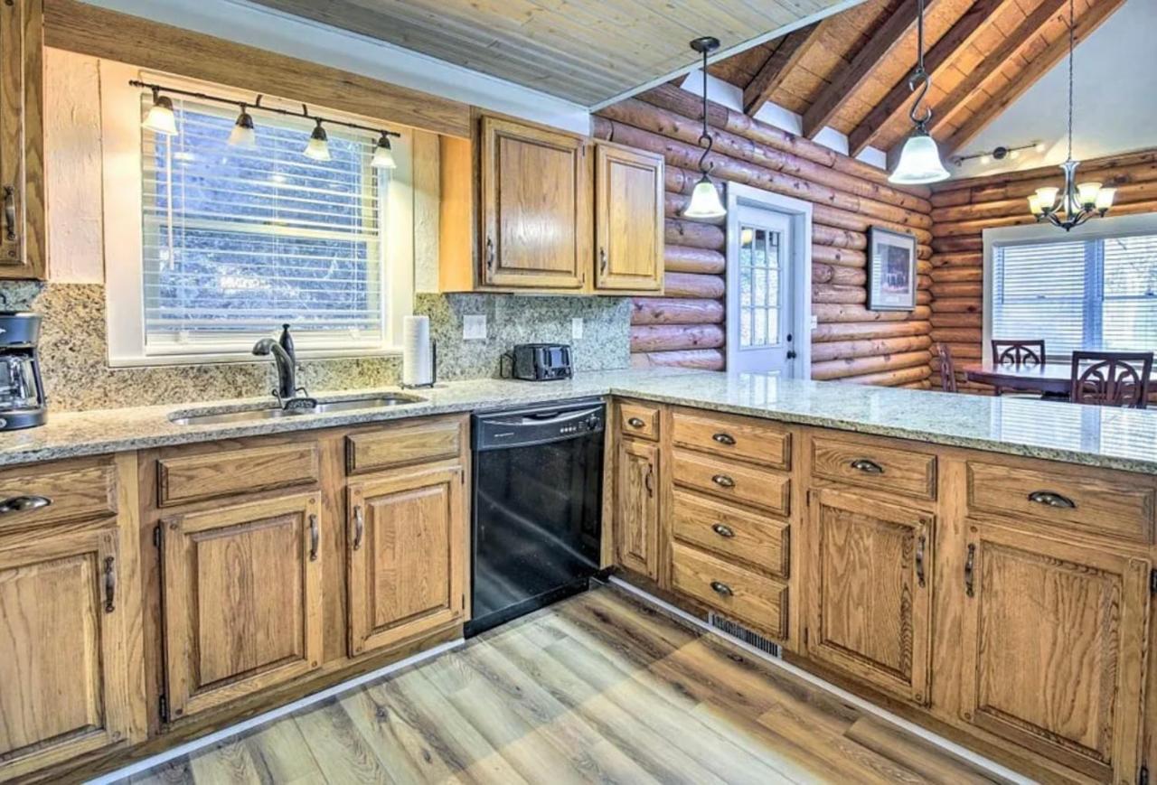 Smokey Mountain Hideaway