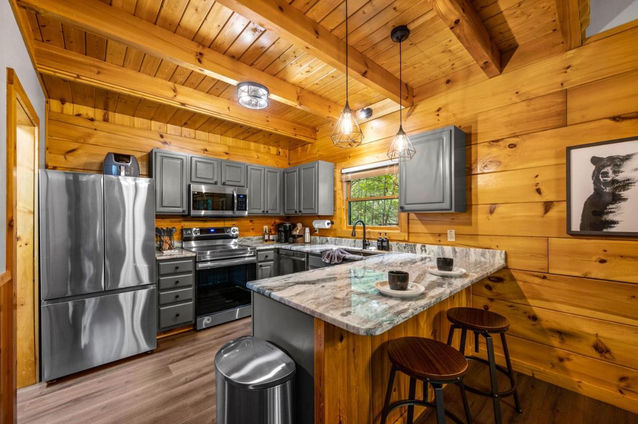 Bear Bottom Cabin *