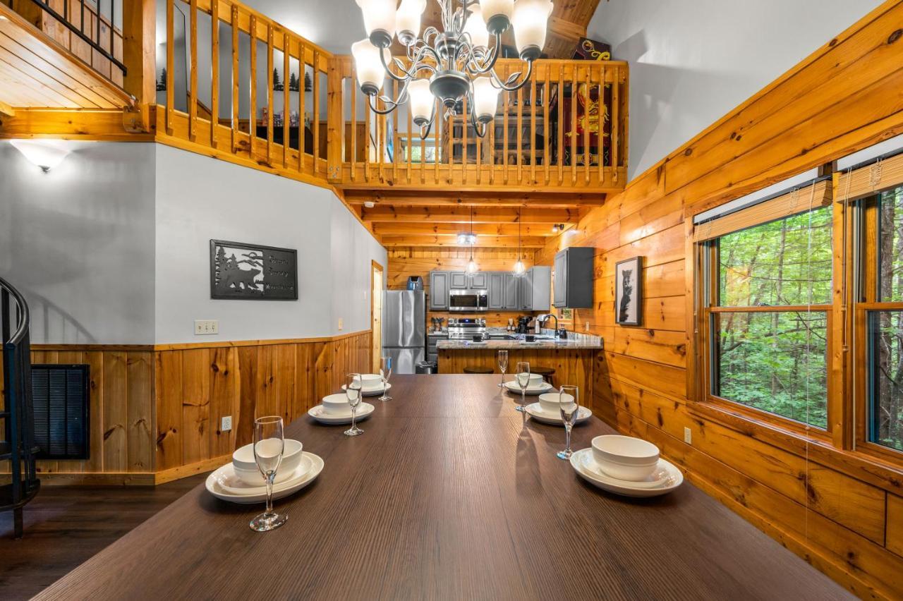 Bear Bottom Cabin * Gatlinburg