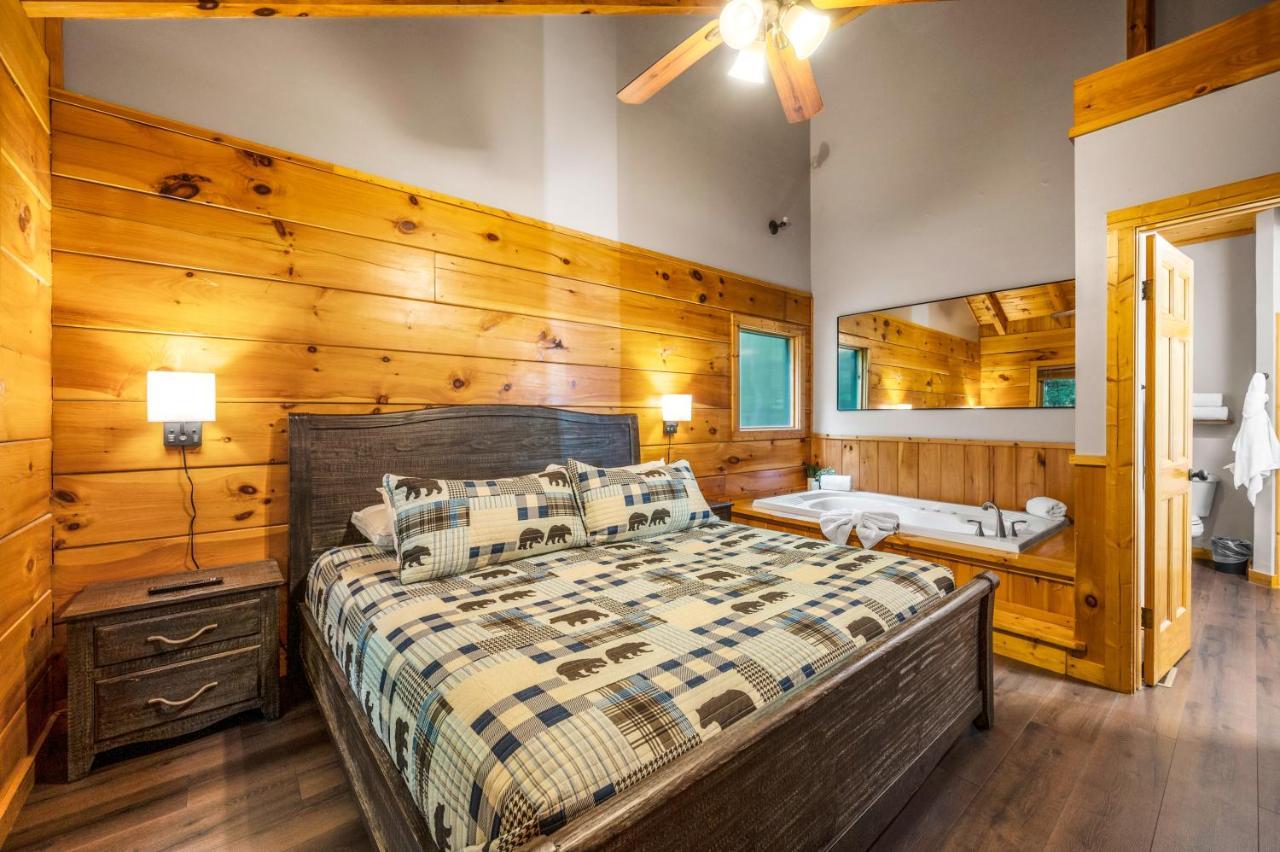 Bear Bottom Cabin *