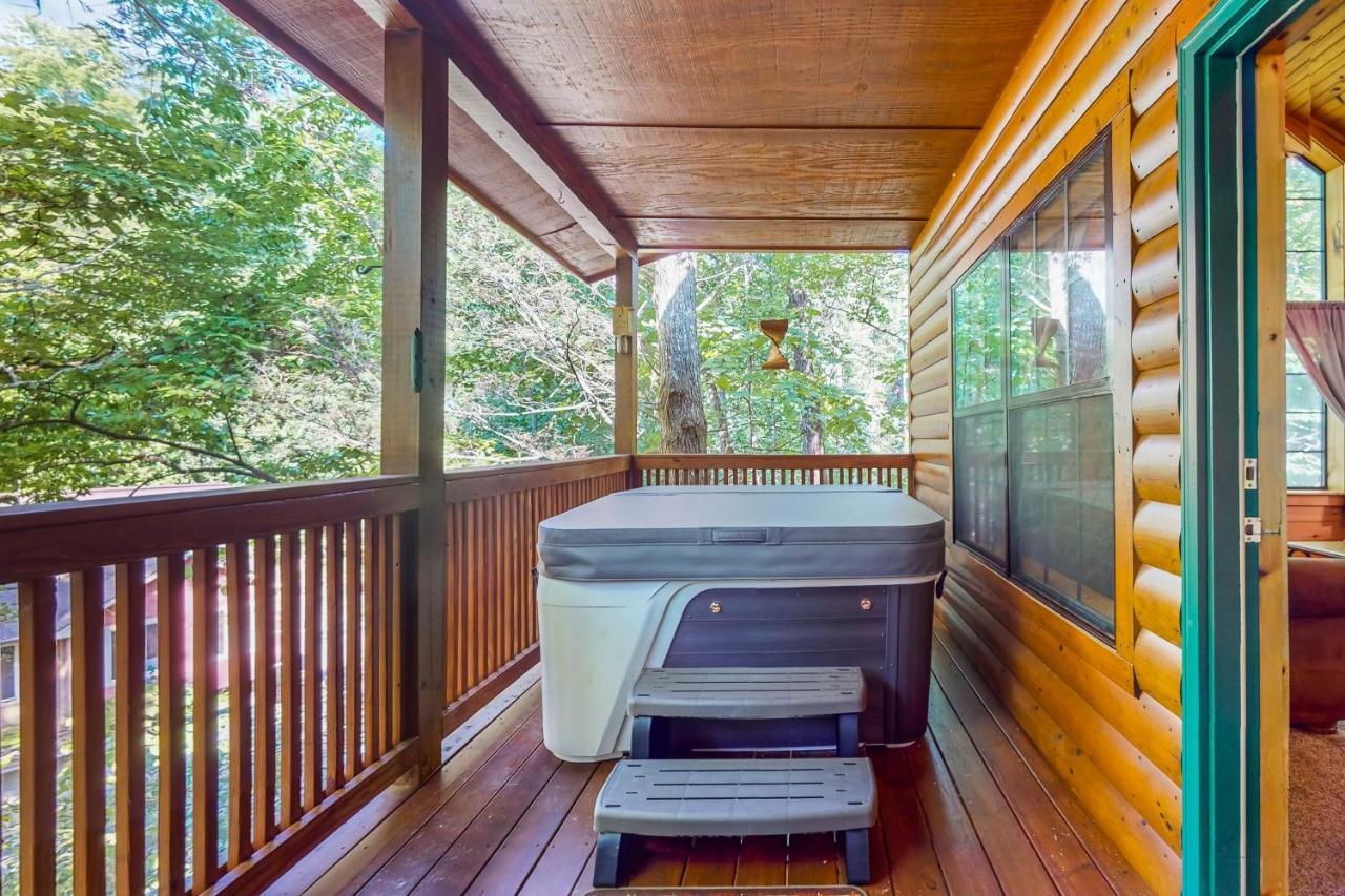 Cozy Cub Holiday home Gatlinburg