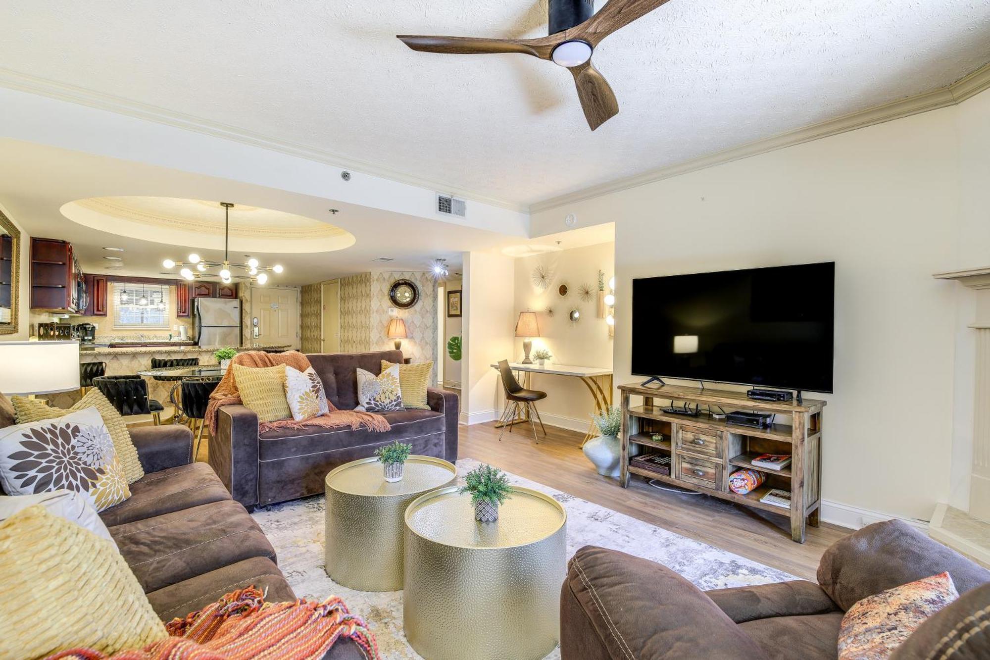 Newly-renovated With Mtn Views - Walk To Dtwn! Apartment Gatlinburg